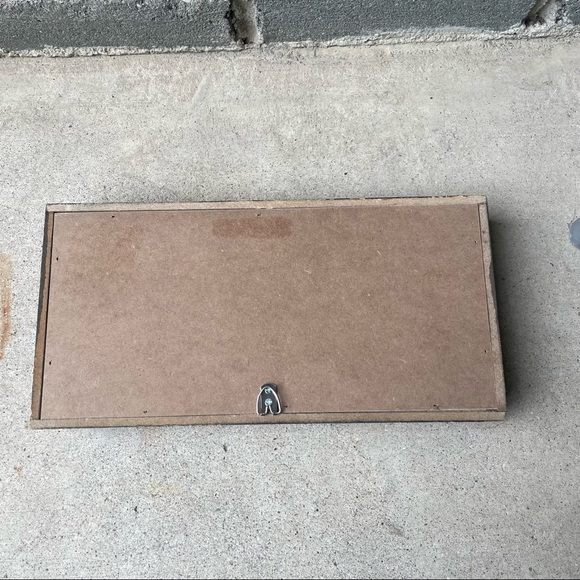 3D “LOVE” Sign - Picture 2 of 2